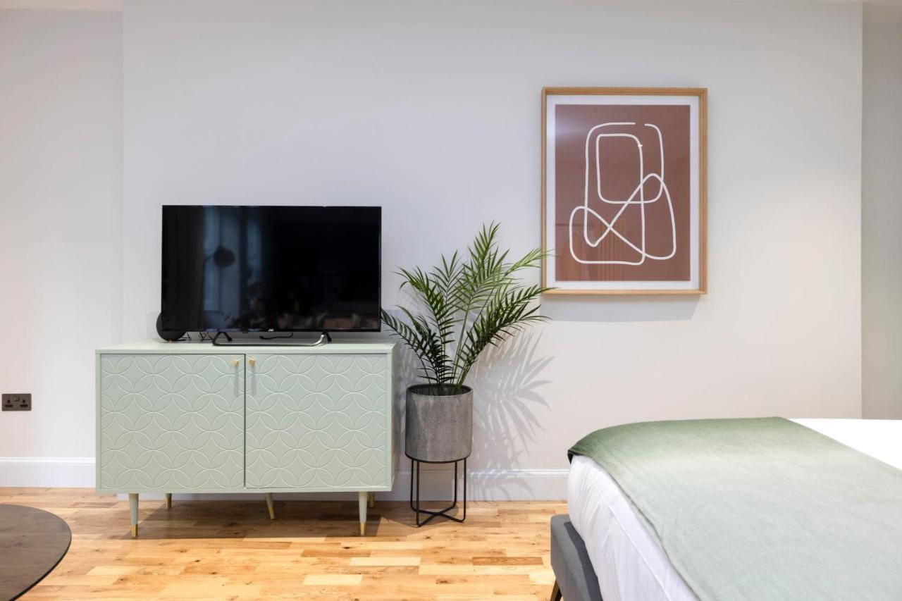 Dragon Suites Luxury Serviced Apartments At Alva Street Edinburgh Exterior photo
